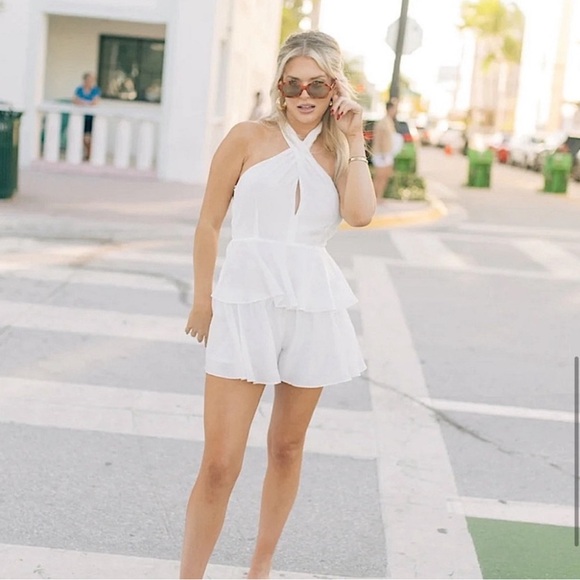 Vestique White Tiered Romper - Picture 3 of 8